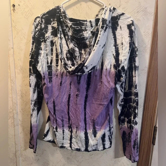 EXIST Sweatshirt - Picture 2 of 5